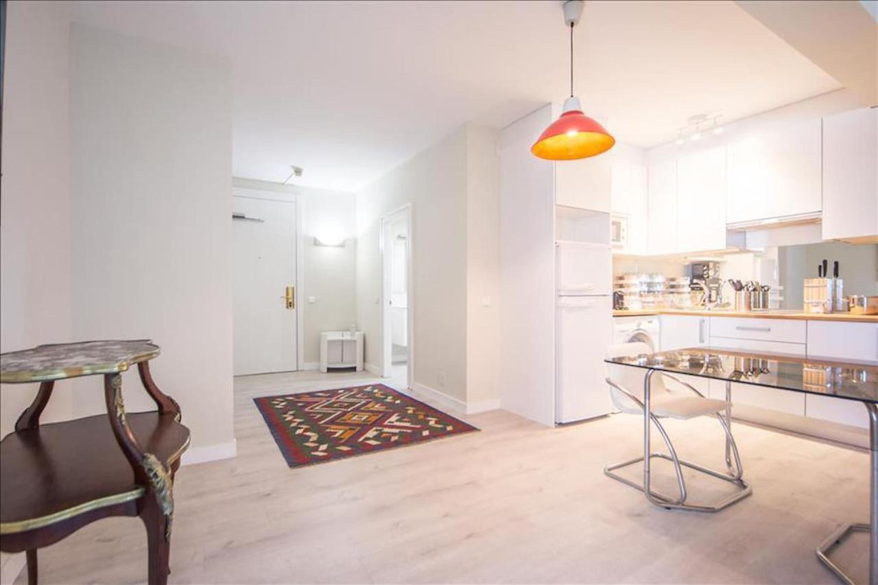Colon Suites Мадрид Екстериор снимка
