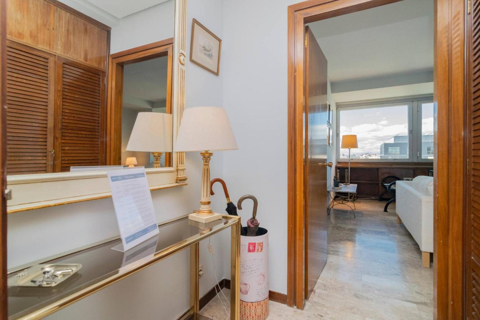 Colon Suites Мадрид Екстериор снимка