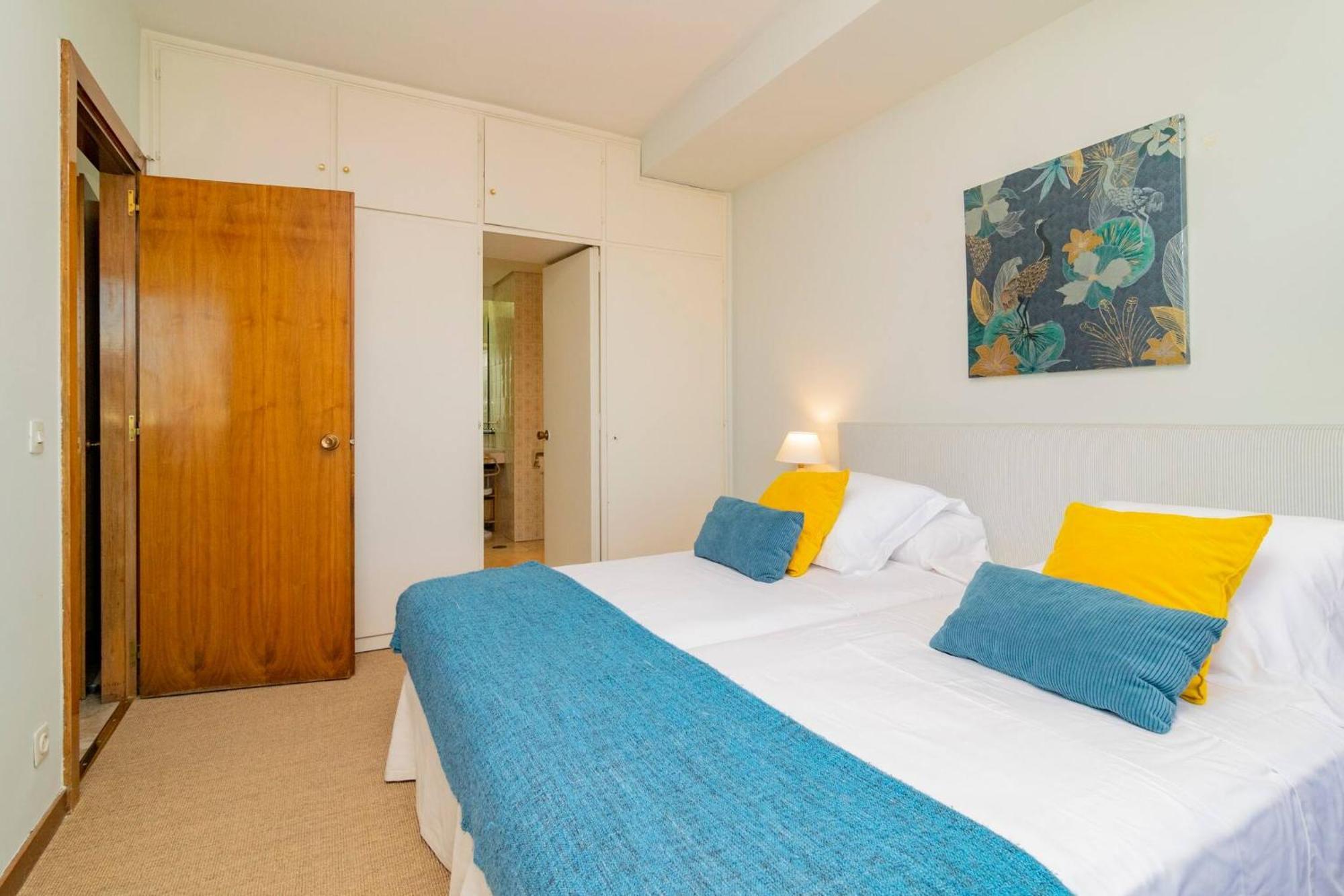 Colon Suites Мадрид Екстериор снимка