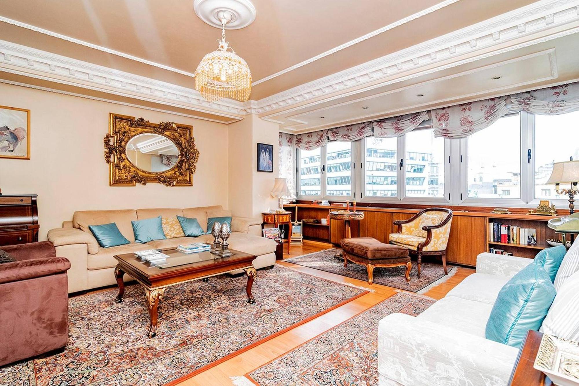 Colon Suites Мадрид Екстериор снимка
