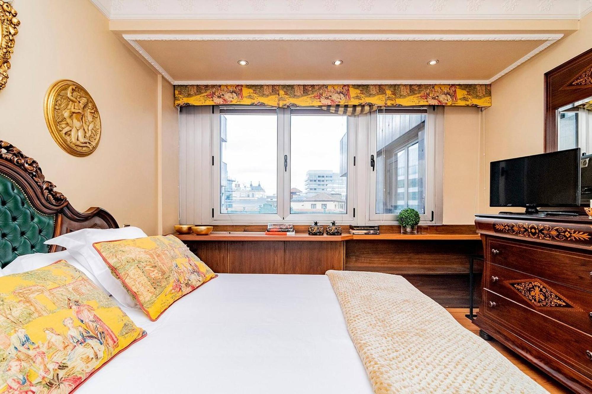 Colon Suites Мадрид Екстериор снимка